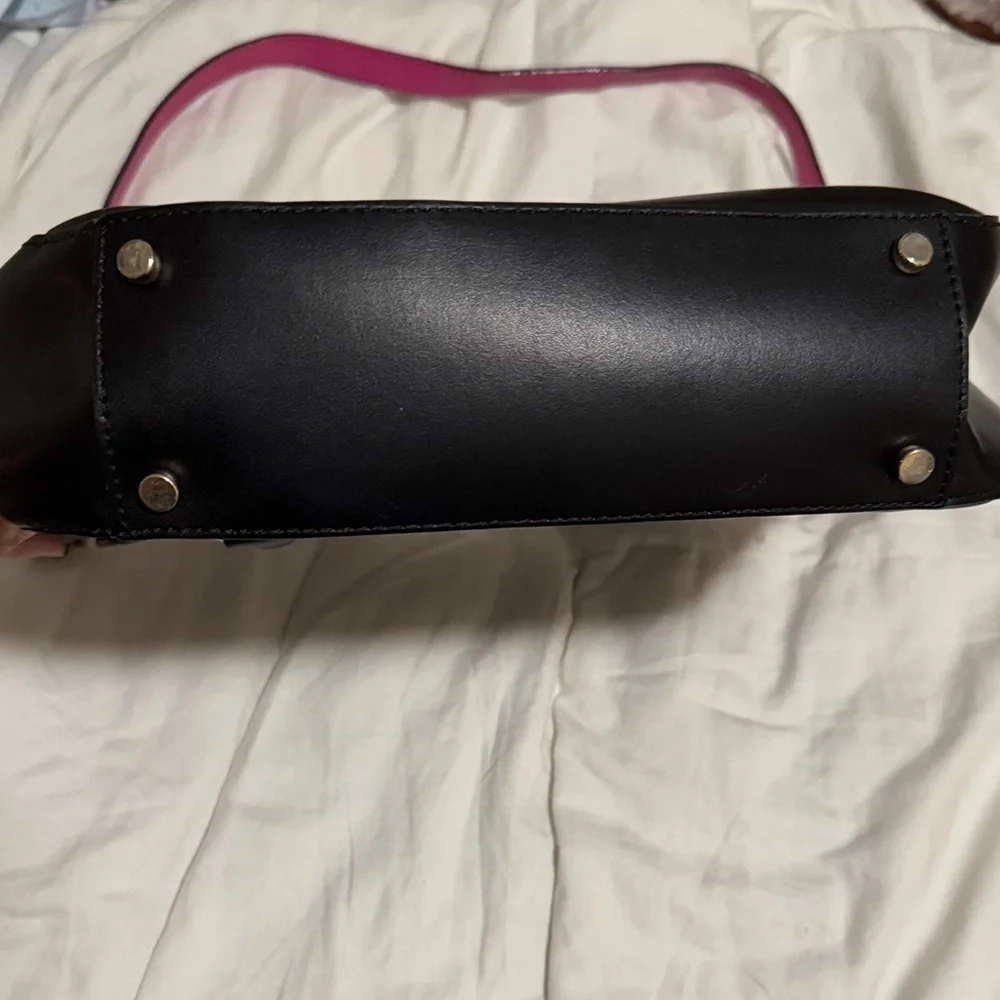 Kate Spade Bond Street Black Handbag Black pink strap - Picture 4 of 7